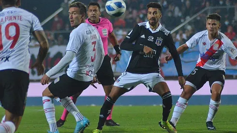 Colo Colo se juega el título ante Curicó Unido