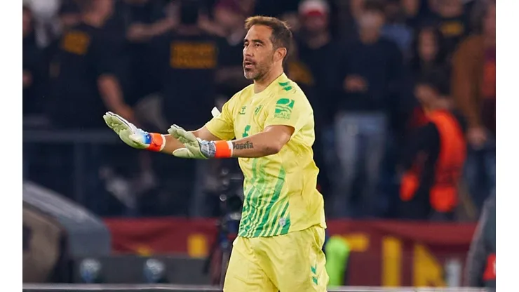Claudio Bravo viene de jugar un partidazo por la Europa League