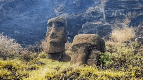 Moais quedan con daño "irreparable" tras incendios en Rapa Nui