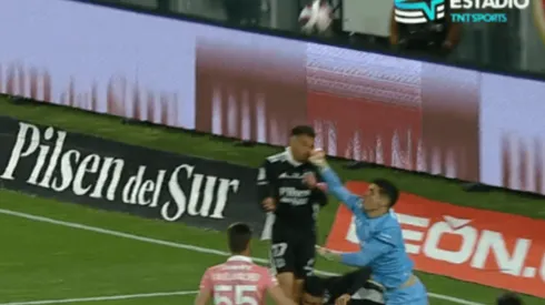Tobar estimó que Dituro tocó antes la pelota en la jugada con Suazo