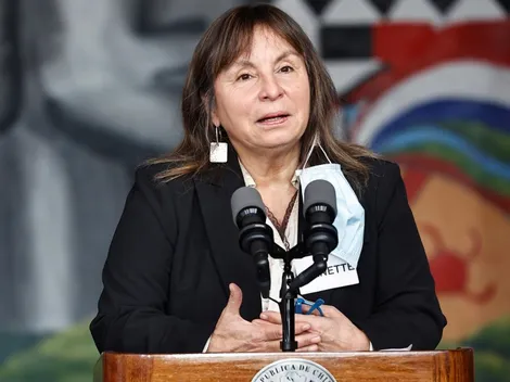 Exministra Vega declarará como imputada por "telefonazo" a Llaitul