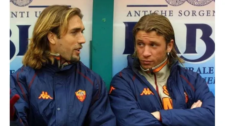 Batistuta y Cassano en la banca de la Roma