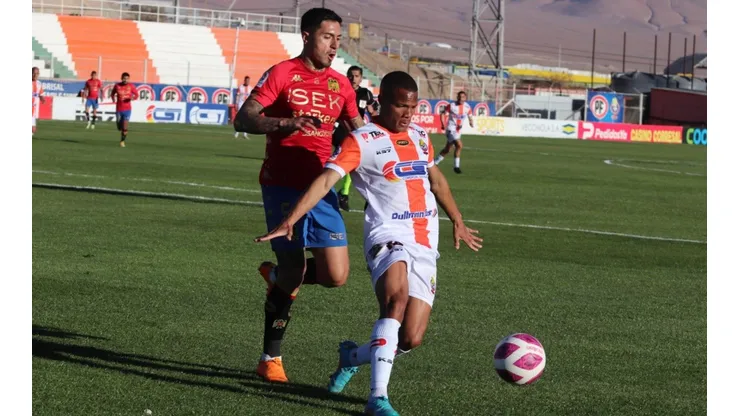 César Munder anotó un golazo en El Salvador