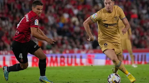 Robert Lewandowski guió a Barcelona a una nueva victoria en La Liga.