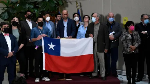 ¿Cómo es la propuesta de un nuevo proceso constituyente del oficialismo?