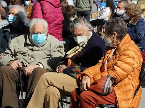 ¿Cuándo hay un nuevo aguinaldo este 2022 y a qué otros bonos pueden postular los pensionados?