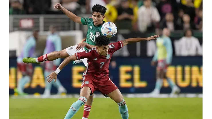 La selección de México llega con complicaciones ante sudamericanos.