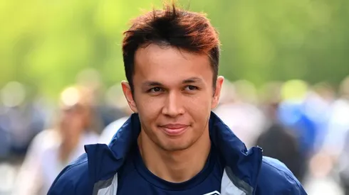 Alex Albon vuelve a la F1 luego de los dramas post operatorios de su apendicitis.