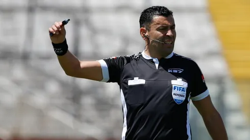 Roberto Tobar dirigirá el domingo en el Monumental el "tetraclásico"