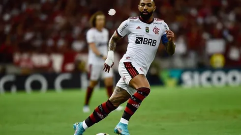 Flamengo cayó de manera agónica con Fortaleza y ve cada vez más lejos el liderato del Brasileirao