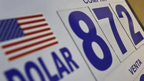 ¿A cuánto está el dólar en Chile y el cambio a peso?