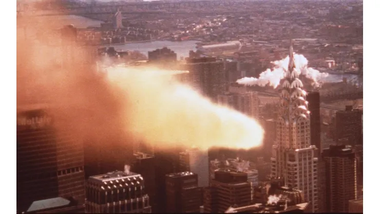 La película Armaggedon expone la lucha de la NASA por destruir un asteroide.
