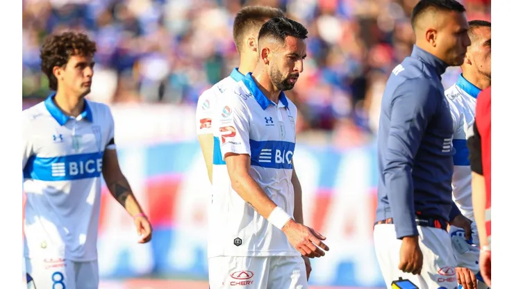 Isla se retira cabizbajo del Santa Laura tras la derrota ante la U