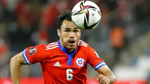 Suazo de Colo Colo será titular en Chile.