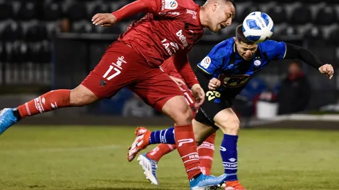 Cris Martínez anotó el único gol del partido con un buen cabezazo.