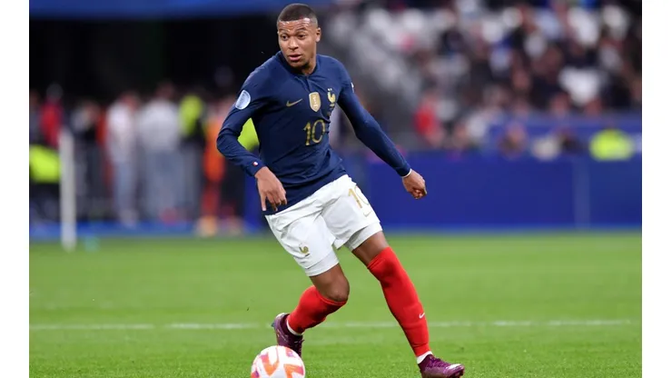 Kylian Mbappé viene de anotar en la fecha pasada ante Austria