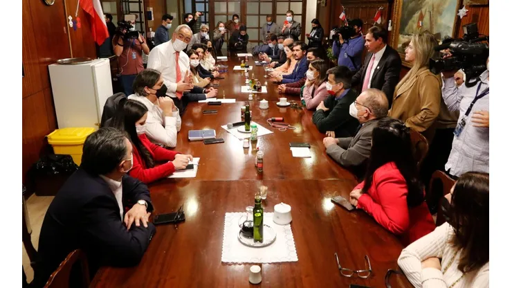 Congreso retoma discusión por nuevo proceso constituyente
