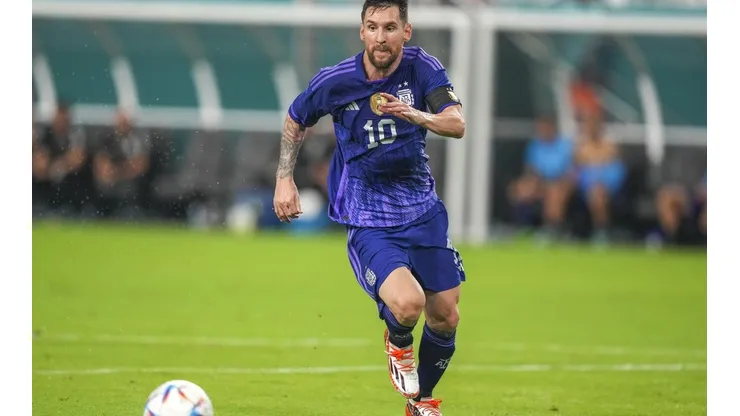 Lionel Messi estira sus números goleadores con Argentina