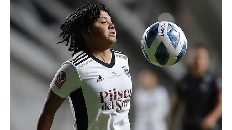 La goleadora Ysaura Viso se retracta de su renuncia tras llegar a acuerdo con Blanco y Negro: sigue en Colo Colo femenino.