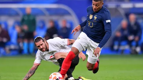 Kylian Mbappé abrió el triunfo con un tremendo golazo.