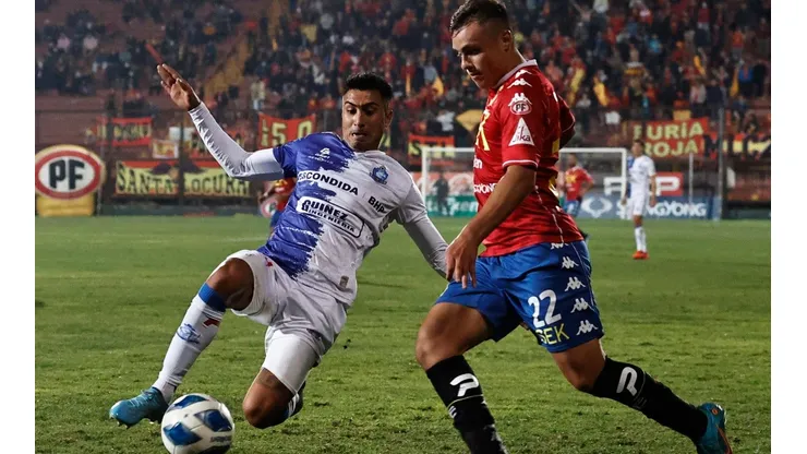 Pumas e hispanos buscan el paso a las semifinales de la Copa Chile