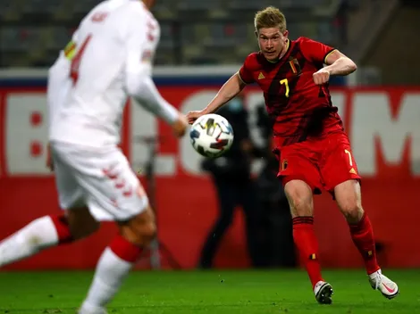 De Bruyne la rompe: golazo y asistencia para triunfo de Bélgica