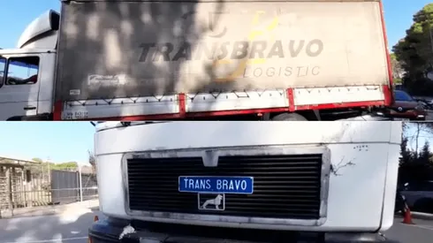 Transbravo decía el camión que llegó al lugar de entrenamiento de la selección chilena en Barcelona, España.