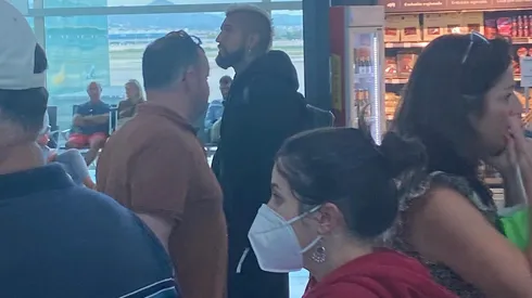 Arturo Vidal ya está en España para integrarse a las prácticas de la Roja