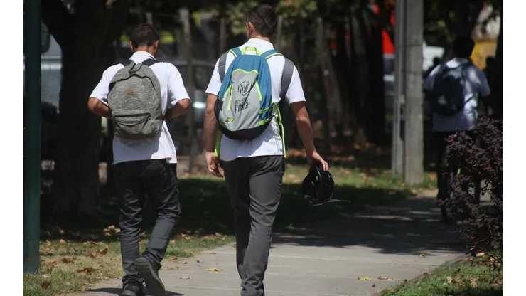 Revisa aquí con tu RUT si te corresponde el Bono Logro Escolar