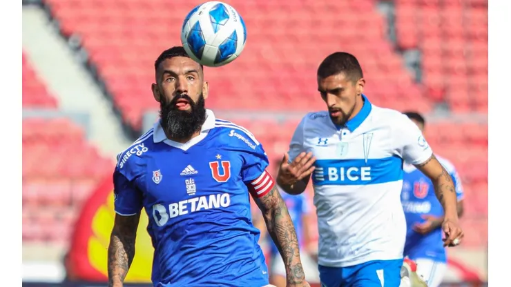 La U y la UC se vuelven a ver las caras tras el 3-0 de los cruzados en el último clásico por el Campeonato Nacional 2022.