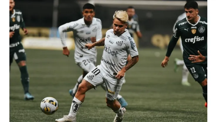 Yeferson Soteldo regresó a Santos en el último mercado de pases.