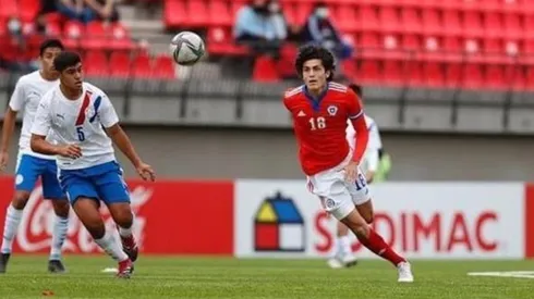 Pineau jugará por la Roja Sub 20 en una gira por España y luego decidirá a quién representar