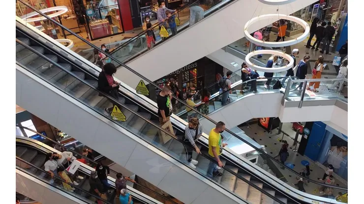 ¿Abrirán los supermercados y mall este domingo 18 de septiembre?