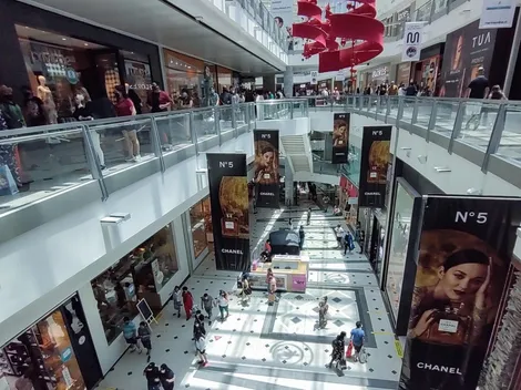 ¿Hasta qué hora está abierto el Mall Marina Arauco y qué días va a estar cerrado?
