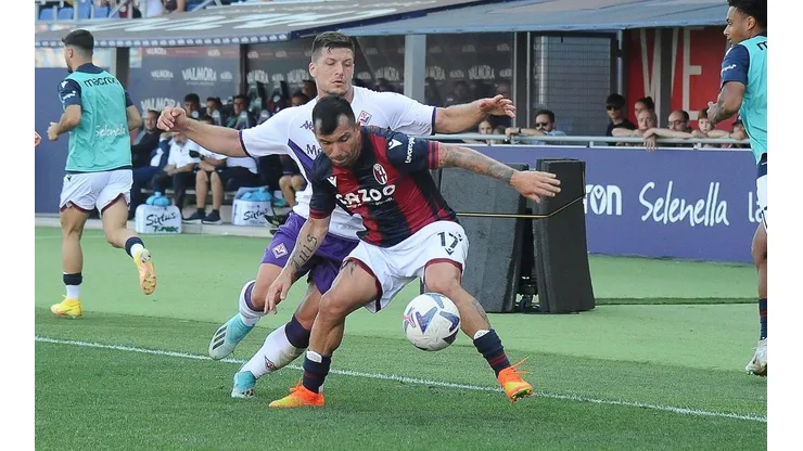 Gary fue titular en amarga derrota del Bologna, pero ahora se mentaliza en los amistosos con La Roja.