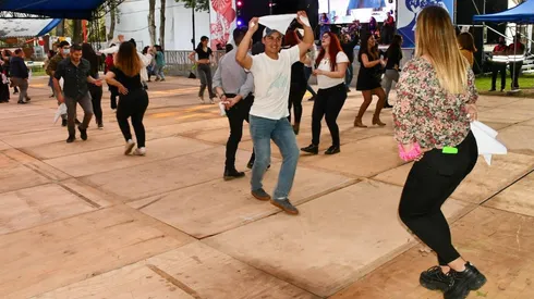 Conoce los mejores saludos y mensajes para enviar durante estas Fiestas Patrias