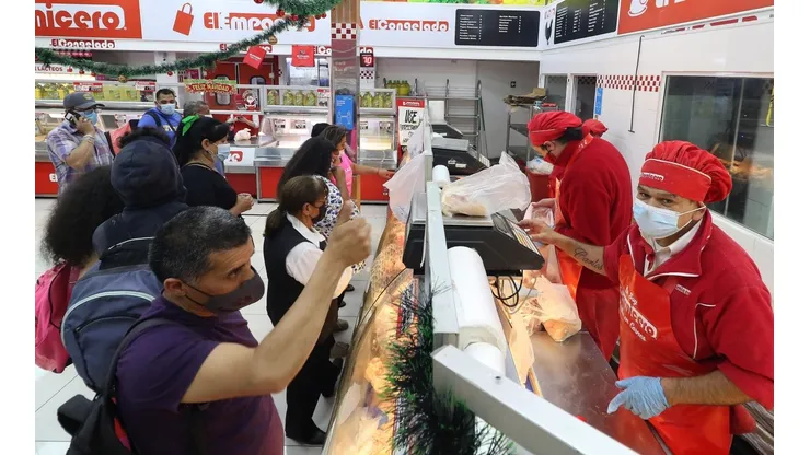 ¿Están abiertos los malls y supermercados el viernes 16 de septiembre?