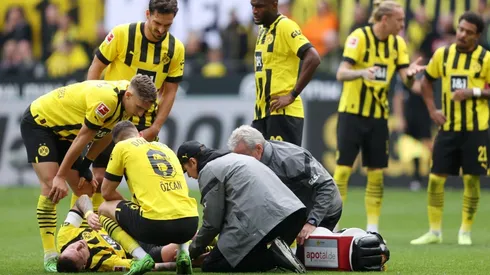 Reus se lesionó en el ajustado triunfo del Dortmund ante Schalke 04.