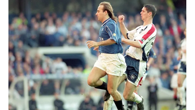Sebastián Rozental con la camiseta del Rangers de Escocia
