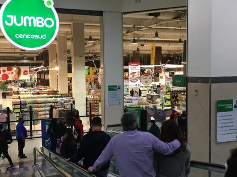 ¿A qué hora cierra Jumbo esta semana?