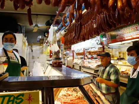 ¿Cuáles son las multas si me hacen trabajar un feriado irrenunciable en el comercio?