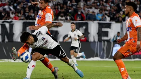 Colo Colo va con todo ante Cobresal