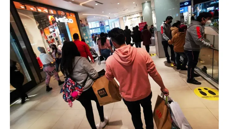 ¿Cuál será el horario de los centros comerciales esta semana?