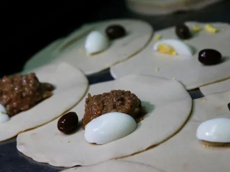 ¿Cómo se hace el pino de las empanadas?