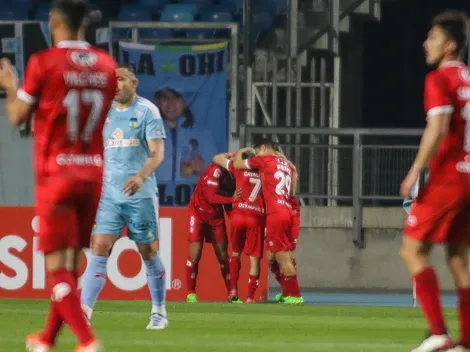 Una mano de Ubilla le da aire a La Calera y le mete presión a la U