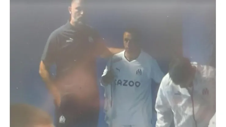 Alexis Sánchez junto a su entrenador antes de salir a la cancha