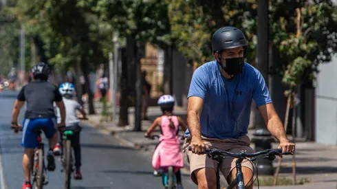 La mascarilla como normativa continúa en Chile.
