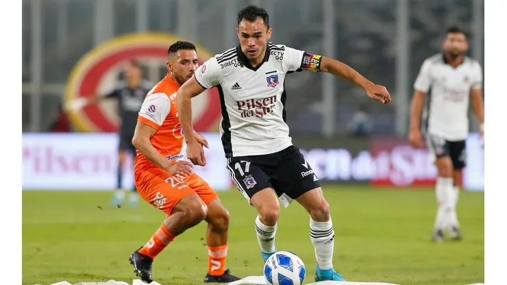 Los albos podrán viajar a El Salvador para jugar con Cobresal.