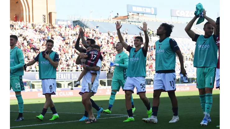 Así festejó el Bologna el primer triunfo en la actual Serie A: fue una remontada ante la Fiorentina.