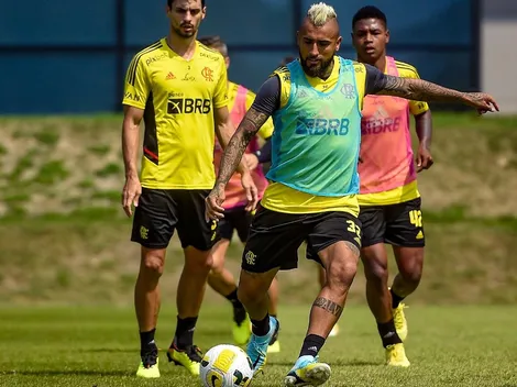 El King se viste de mago y mete un gol imposible